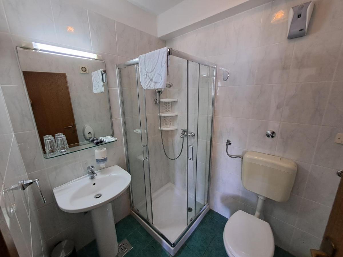 Sobe Mamalu Bed and Breakfast Valun Buitenkant foto