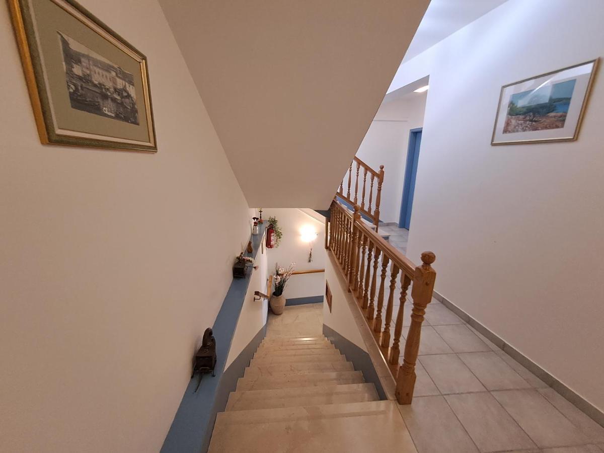 Sobe Mamalu Bed and Breakfast Valun Buitenkant foto