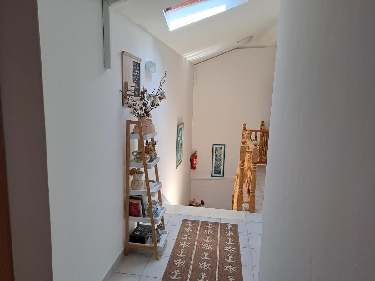 Sobe Mamalu Bed and Breakfast Valun Buitenkant foto