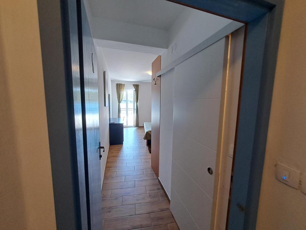 Sobe Mamalu Bed and Breakfast Valun Buitenkant foto